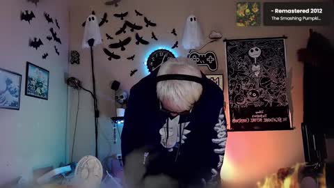 Viiscount  Snarfle Von Snarfenberg online show from 12.04.24