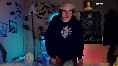 Viiscount  Snarfle Von Snarfenberg online show from 12.05.24