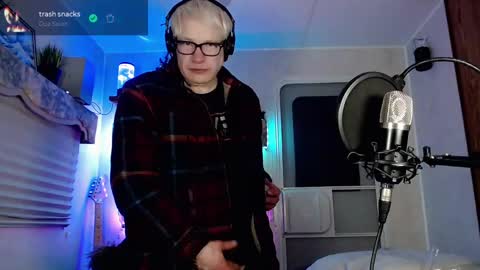 Viiscount  Snarfle Von Snarfenberg online show from 03.01.25