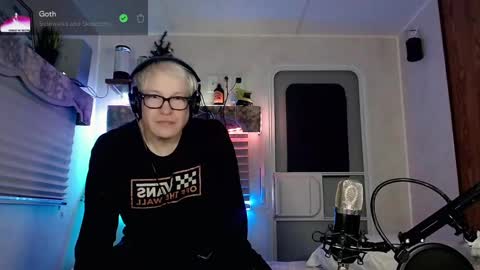 Viiscount  Snarfle Von Snarfenberg online show from 03.05.25