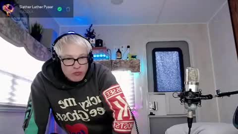 Viiscount  Snarfle Von Snarfenberg online show from 03.09.25