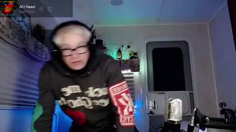 Viiscount  Snarfle Von Snarfenberg online show from 03.10.25