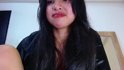 Snapshot of sneakyy_fantasy chatting on 12.07.24 Hellen online show from 12.07.24