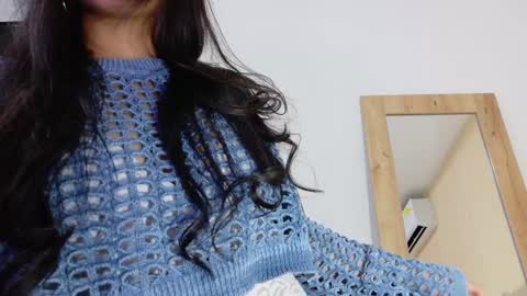 Snapshot of sneakyy_fantasy chatting on 02.05.25 Hellen online show from 02.05.25