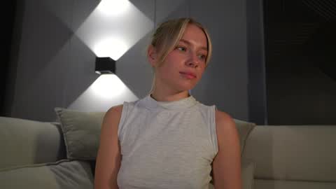 Candice Snow online show from 01.23.25