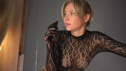 Candice Snow online show from 02.19.25