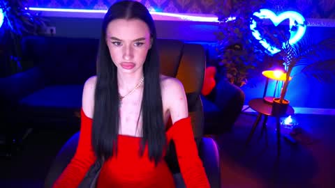 snow_whiteeex online show from 02.02.25