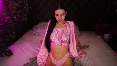 snow_whiteeex online show from 11.02.25