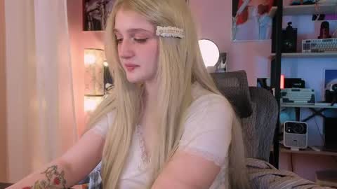 Ellie online show from 06.05.26