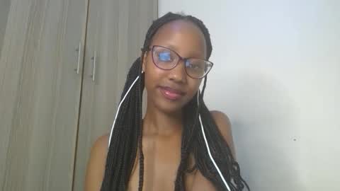 Snapshot of snowfox254 chatting on 10.20.25 snowfox254 online show from 10.20.25