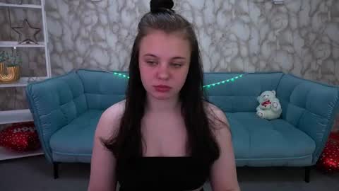 snowwhite_bella online show from 04.24.26