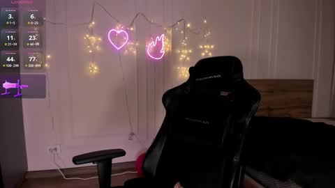 Snapshot of so_yeun chatting on 02.15.26 Soyeun online show from 02.15.26