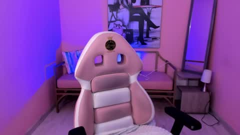 Snapshot of soffi_x chatting on 05.31.26 soffi_x online show from 05.31.26