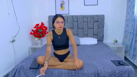Snapshot of soffia_konig chatting on 01.08.26 SOFFI AND CHISTOPHER online show from 01.08.26