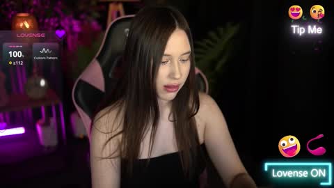 Snapshot of soffiray chatting on 12.04.25 soffiray online show from 12.04.25