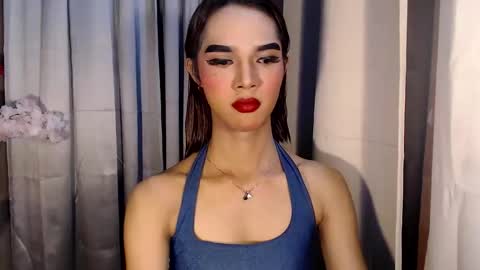 Snapshot of soffy_seductivexx chatting on 03.03.26 open for pvt online show from 03.03.26