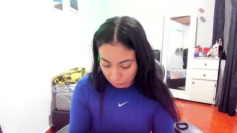 Snapshot of sofhya_jay9 chatting on 03.12.25 Evainked online show from 03.12.25