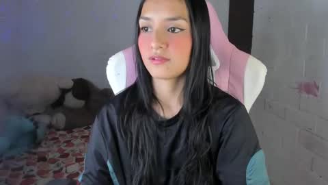 Snapshot of sofi1608 chatting on 10.11.25 sofia online show from 10.11.25