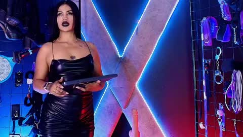 Snapshot of sofi_bdsm_queen chatting on 04.02.26 Charlotte and cloe online show from 04.02.26