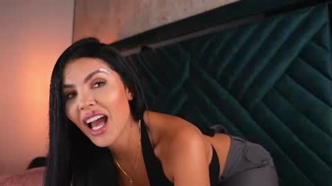 Snapshot of sofi_moreno chatting on 06.19.26 Sofi online show from 06.19.26