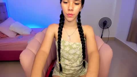 Snapshot of sofi_perezz chatting on 02.08.25 sofi online show from 02.08.25