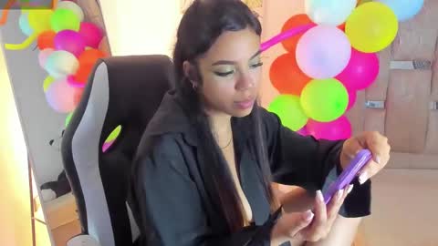 sofi smith online show from 03.08.25