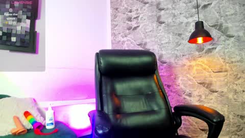 sofi_wiliiams2 online show from 04.03.26