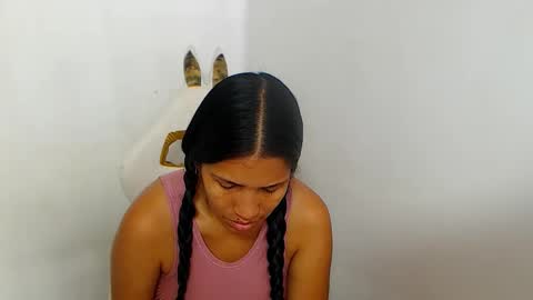 Snapshot of sofia13vene chatting on 04.29.26 sofia vene online show from 04.29.26