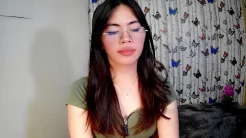 Snapshot of sofia_ava24 chatting on 01.05.25 Chady online show from 01.05.25