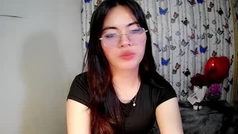 Snapshot of sofia_ava24 chatting on 01.12.25 Chady online show from 01.12.25