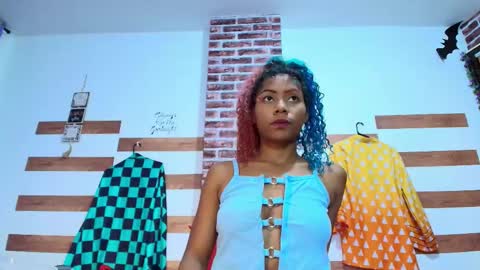 Snapshot of sofia_fer chatting on 11.10.25 sofia online show from 11.10.25