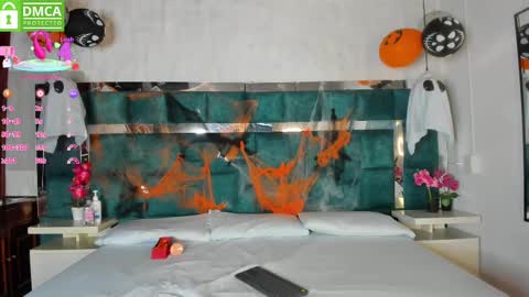 Sofia online show from 10.26.25