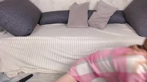 Sofia here online show from 05.20.26