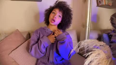 S O F I A  online show from 02.23.26