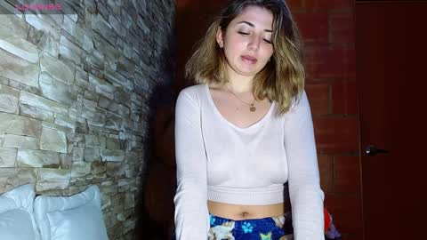 Snapshot of sofia_naughty18 chatting on 12.23.24 Sofia Naughty18 online show from 12.23.24