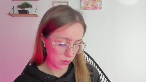     online show from 12.05.24