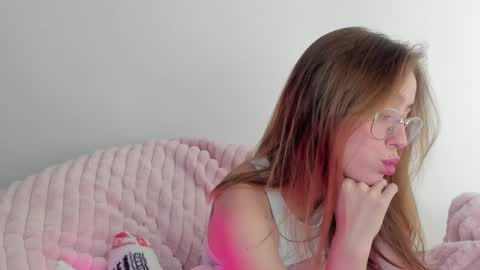     online show from 02.04.25