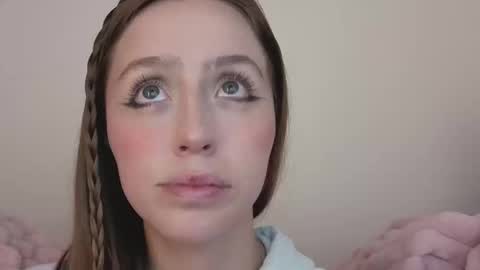     online show from 09.10.25