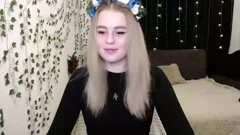 Snapshot of sofia_rosemary chatting on 01.18.25 sofia_rosemary online show from 01.18.25