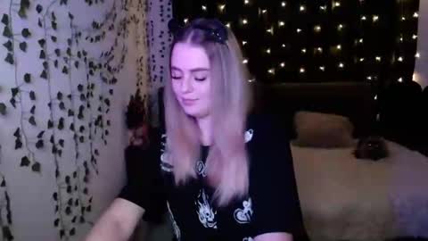 Snapshot of sofia_rosemary chatting on 03.02.25 sofia_rosemary online show from 03.02.25