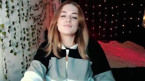 Snapshot of sofia_rosemary chatting on 10.05.25 sofia_rosemary online show from 10.05.25