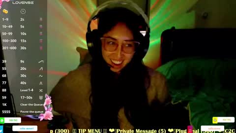 Snapshot of sofia_vanner chatting on 10.23.25 SOFIA online show from 10.23.25