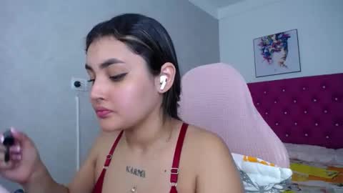 Snapshot of sofiaasexy19 chatting on 06.03.26 Sofia online show from 06.03.26