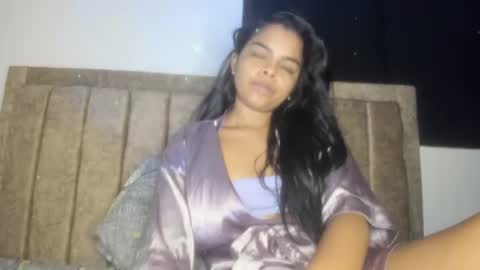 Danna Sofia online show from 09.17.25