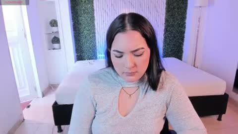 Sofia caramel online show from 11.26.25