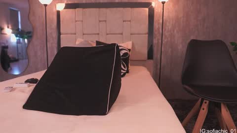 Snapshot of sofiachic chatting on 01.14.26 Sofia online show from 01.14.26