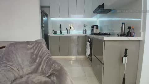 Sofa Damon   SCORE Girl online show from 11.04.25