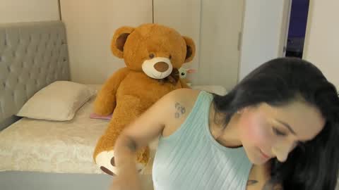 Snapshot of sofiaross1 chatting on 01.03.25 SOFIA independent model  online show from 01.03.25