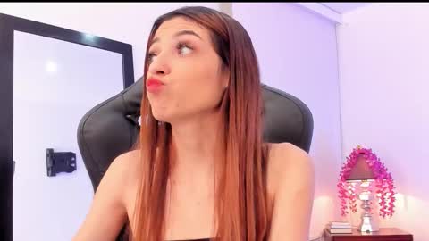 Sofia  Help me reach 5K followers  online show from 09.23.25