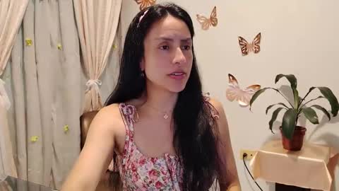 Sofi Bella online show from 11.11.25